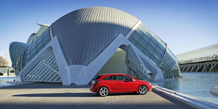  Opel Astra GTC 2005 года  (фото 22 из 212)